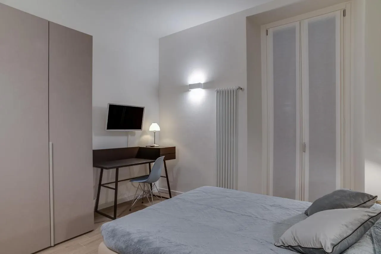 Appartamento Leisure & Design In The Center Of Milano